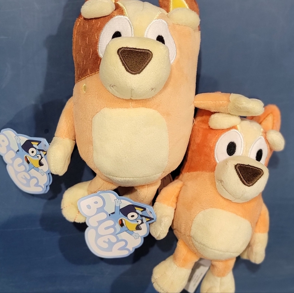 Bluey Family Plushes.....2 Bluey  2 Bingo.  Two 7" & Two 9"  All with Tags. - Picture 5 of 9